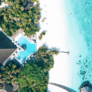 Adaaran Meedhupparu Island