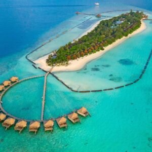 Hotel Komandoo Island Resort