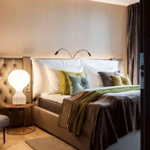 Clarion Hotel The Hub