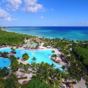 Grand Palladium Colonial