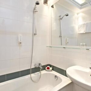 HENRI Wien Siebterbezirk