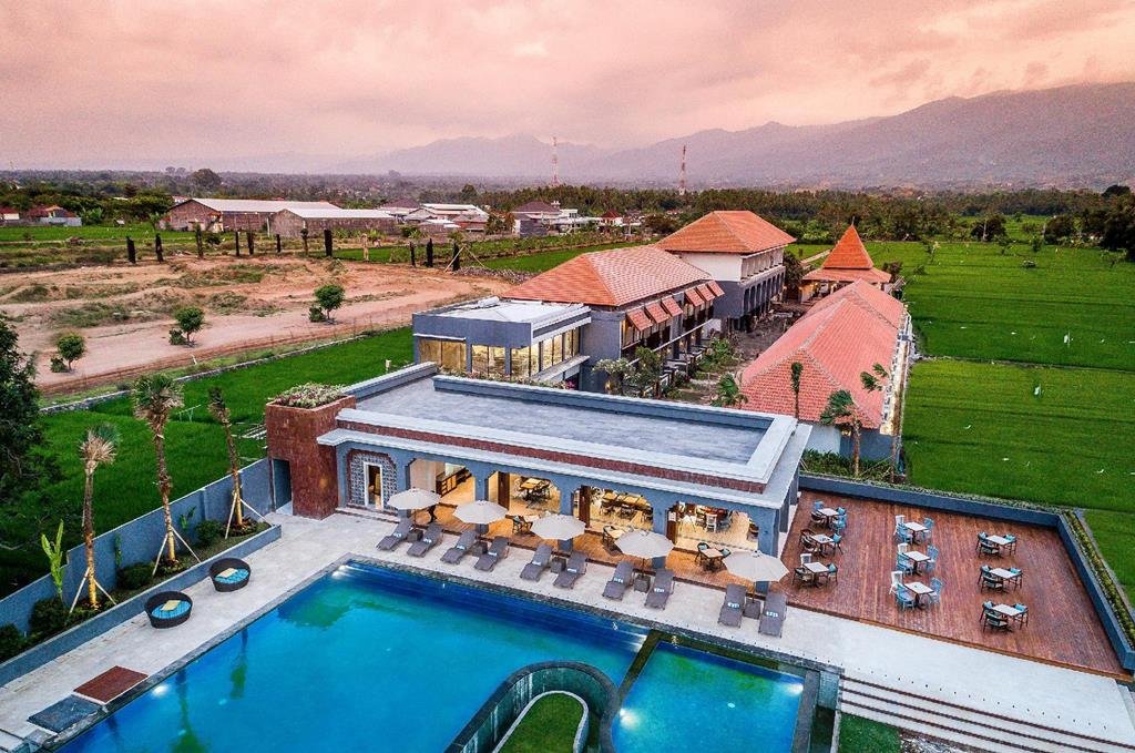 lovina beach club and resort Lovina Beach Club and Resort