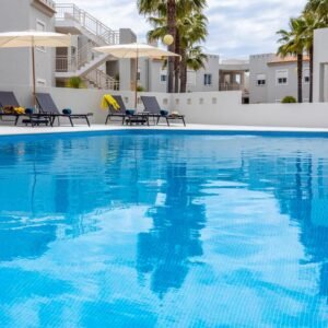 Appartementen Placid Village - inclusief huurauto