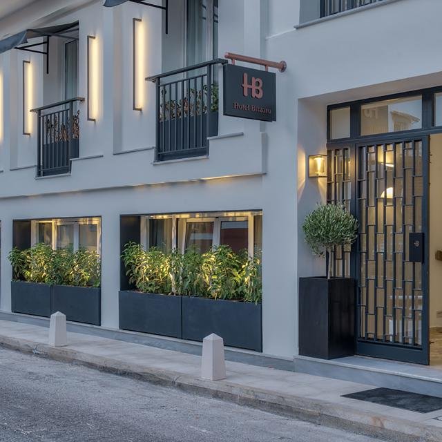 bitzaro hotel in town Bitzaro Hotel in town