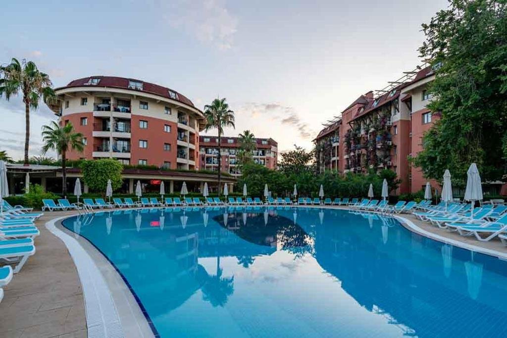palmeras beach hotel Palmeras Beach Hotel