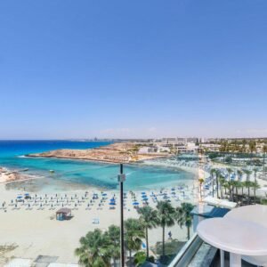 Tasia Maris Sands