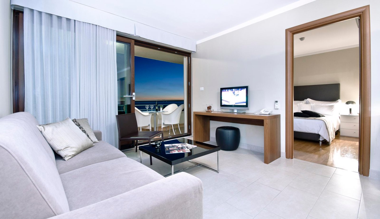 the residence The Residence