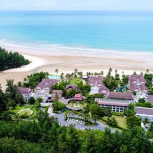 Apsara Beachfront Resort & Villa