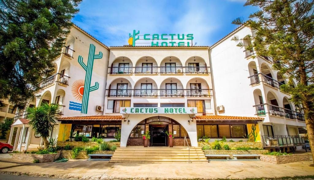 cactus Cactus
