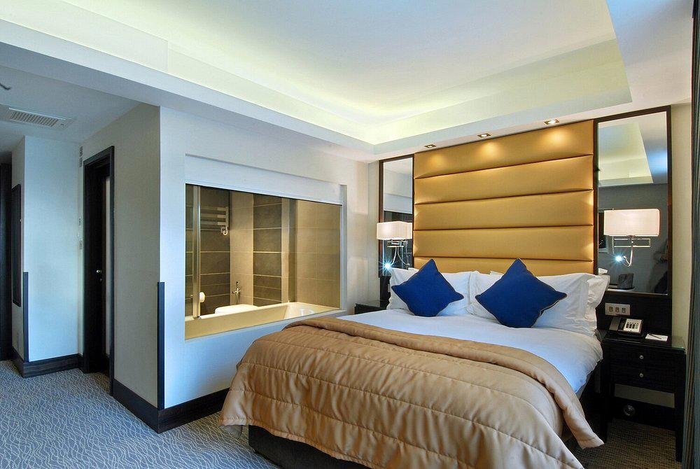 park grand mayfair Park Grand Mayfair