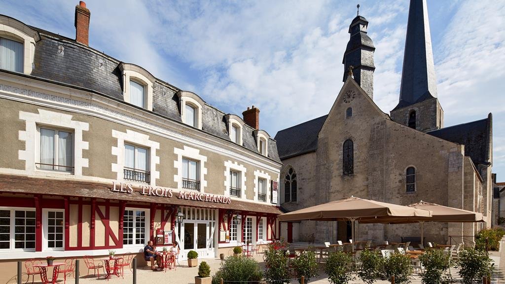relais des trois chateaux Relais des Trois Chateaux