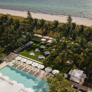 Four Seasons Surf Club